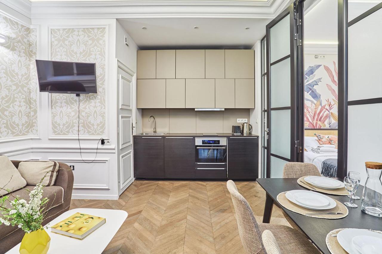 Apartment Louvre Museum By Studio Prestige ปารีส ภายนอก รูปภาพ